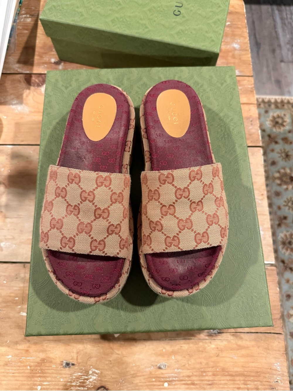 Gucci Angelina Slide in Canvas  - Beige with Red Monogram